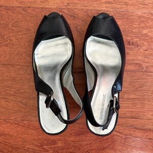 Banana Republic Black and Silver Slingback Sandals